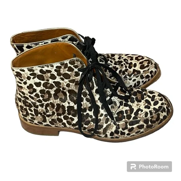 Marc by Marc Jacob’s pony hair leather leopard print ankle boot. Size 37 - Picture 3 of 4